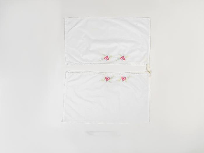 ΤΡΑΧΗΛΙΑ ΠΑΡΑΔΟΣΙΑΚΗΣ ΦΟΡΕΣΙΑΣ ΑΛΕΞΑΝΔΡΕΙΑΣ ΜΕ ΜΠΛΕ ΣΑΓΙΑ ΓΥΝΑΙΚΕΙΑ