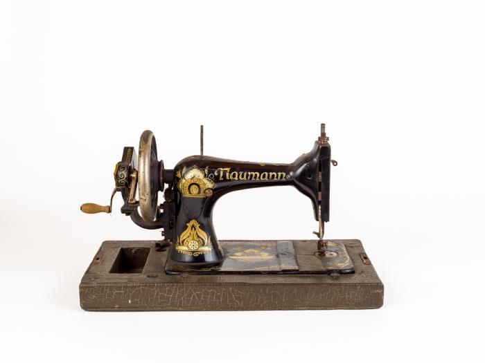 ΡΑΠΤΟΜΗΧΑΝΗ "NAUMANN"