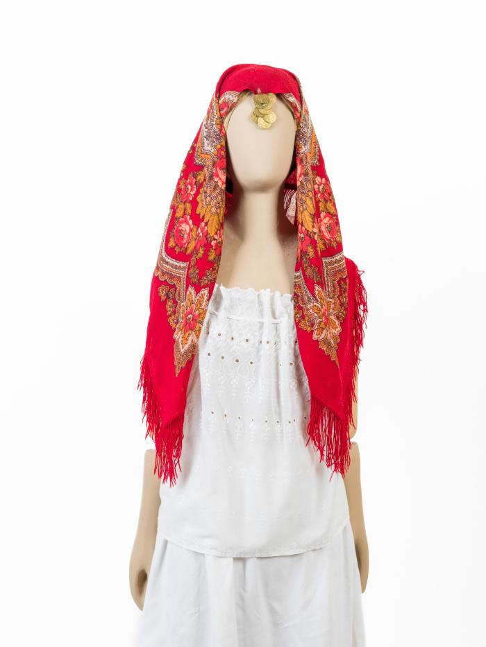 ΚΕΦΑΛΟΔΕΣΜΟΣ ΜΕ ΦΛΟΥΡΙΑ ΠΑΡΑΔΟΣΙΑΚΗΣ ΦΟΡΕΣΙΑΣ ΚΑΒΑΚΛΙΟΥ ΘΡΑΚΗΣ ΓΥΝΑΙΚΕΙΟΣ