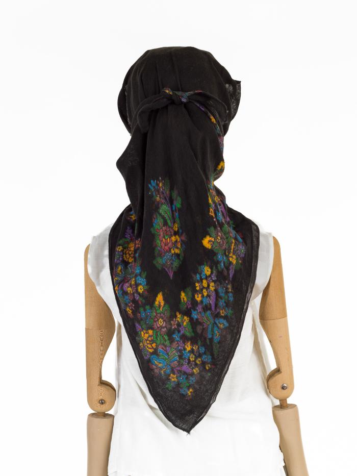 ΚΕΦΑΛΟΔΕΣΜΟΣ ΔΕΜΕΝΟΣ ΠΑΡΑΔΟΣΙΑΚΗΣ ΦΟΡΕΣΙΑΣ ΚΑΠΠΑΔΟΚΙΑΣ ΓΥΝΑΙΚΕΙΟΣ