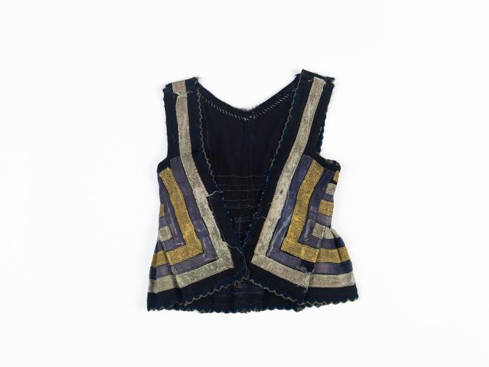 ΕΠΕΝΔΥΤΗΣ (ΣΑΓΙΑΣ) ΠΑΡΑΔΟΣΙΑΚΗΣ ΦΟΡΕΣΙΑΣ ΗΠΕΙΡΟΥ ΓΥΝΑΙΚΕΙΟΣ