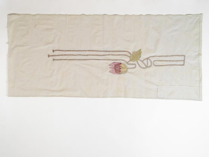 ΚΟΥΡΤΙΝΑ ΜΕ ΚΕΝΤΗΜΑ