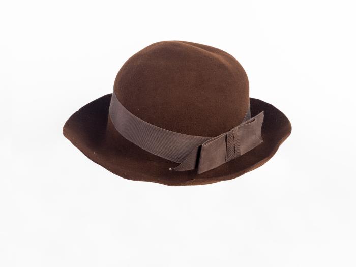 WOMEN’S VINTAGE HAT