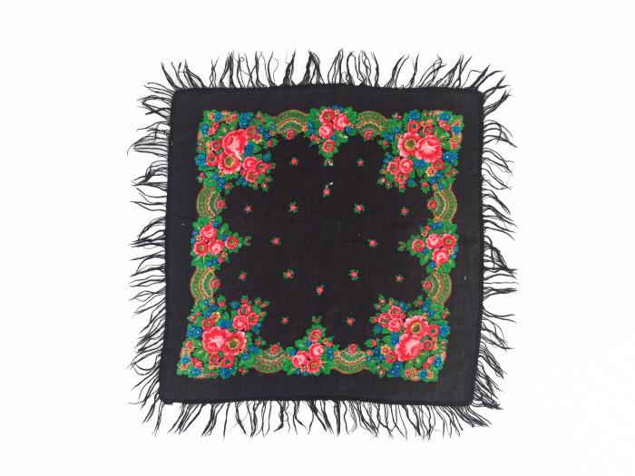KERCHIEF OF THE MEN’S TRADITIONAL COSTUME OF EPISKOPI, NAOUSSA