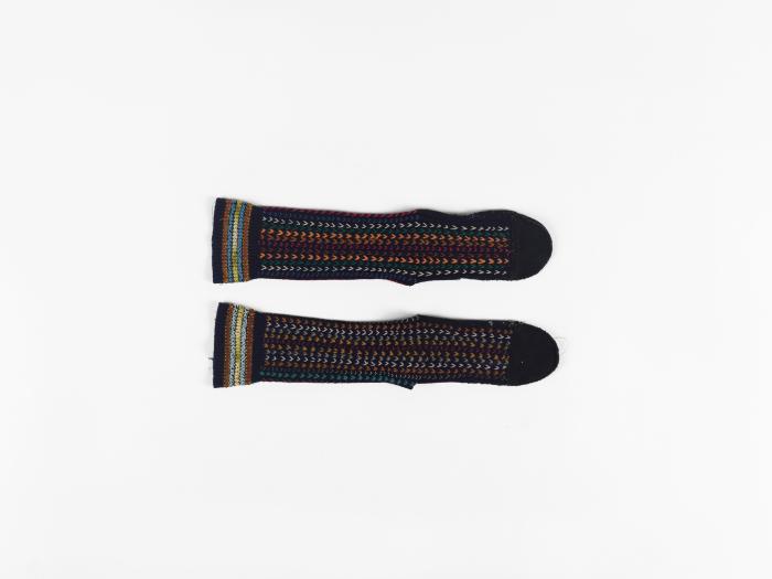 ΖΕΥΓΑΡΙ ΚΑΛΤΣΕΣ ΠΛΕΚΤΕΣ ΜΕ ΠΑΤΟ ΠΑΡΑΔΟΣΙΑΚΗΣ ΦΟΡΕΣΙΑΣ ΕΠΙΣΚΟΠΗΣ ΝΑΟΥΣΑΣ ΑΝΔΡΙΚΕΣ