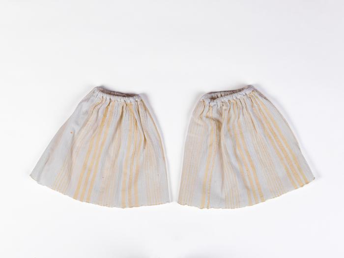 PAIR OF WOMEN’S UNDERSLEEVES OF THE TRADITIONAL COSTUME OF NAOUSSA