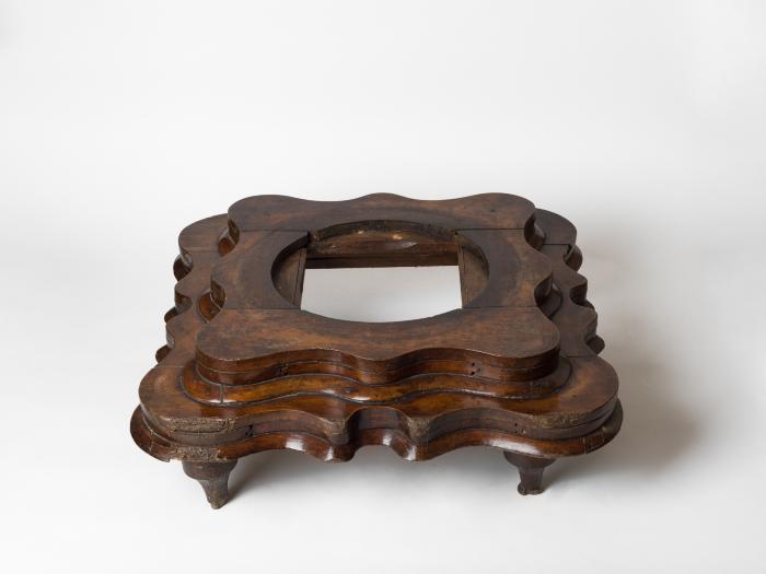 ΚΕΝΤΡΙΚΟ ΤΡΑΠΕΖΑΚΙ