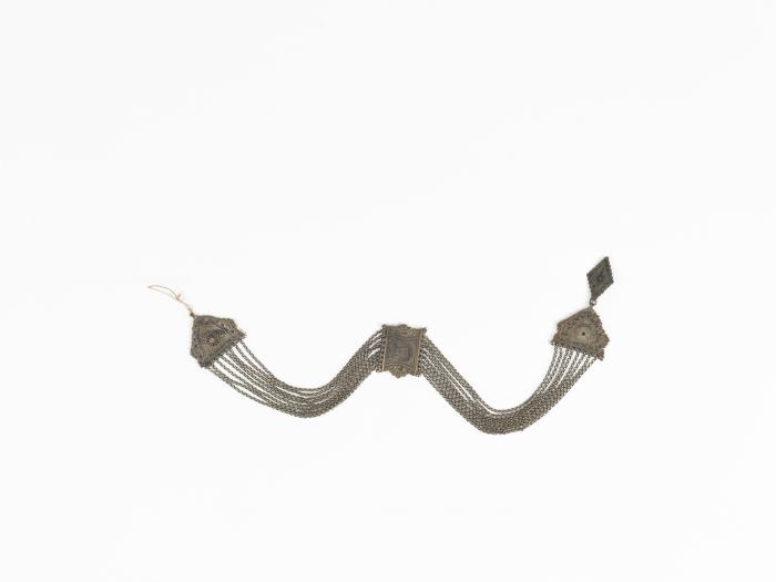 JANISSARY’S JEWELLERY WITH BUCKLES AND CHAINS