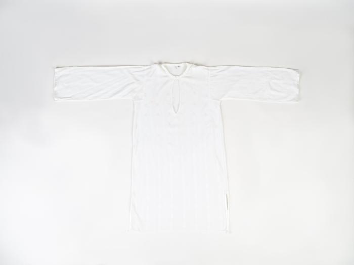 ΠΟΥΚΑΜΙΣΟ ΠΑΡΑΔΟΣΙΑΚΗΣ ΦΟΡΕΣΙΑΣ ΠΟΝΤΟΥ ΓΥΝΑΙΚΕΙΟ