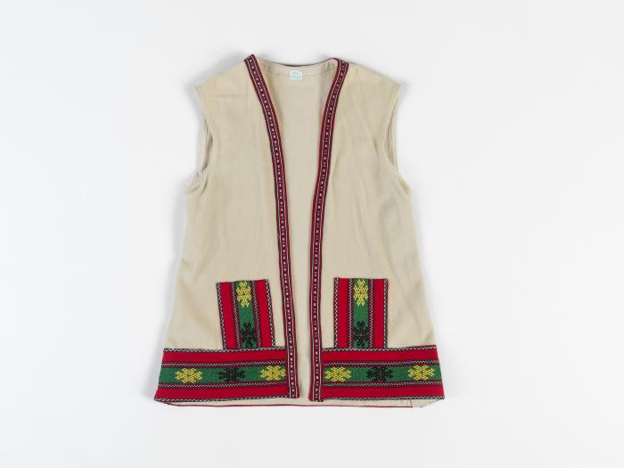 ΕΠΕΝΔΥΤΗΣ (ΣΑΓΙΑΣ) ΠΑΡΑΔΟΣΙΑΚΗΣ ΦΟΡΕΣΙΑΣ ΑΡΑΧΩΒΑΣ ΓΥΝΑΙΚΕΙΟΣ