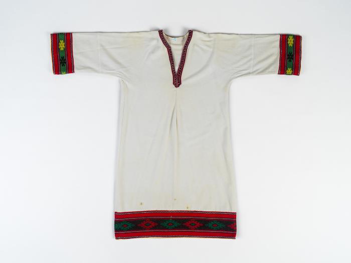 ΠΟΥΚΑΜΙΣΟ ΠΑΡΑΔΟΣΙΑΚΗΣ ΦΟΡΕΣΙΑΣ ΑΡΑΧΩΒΑΣ ΓΥΝΑΙΚΕΙΟ