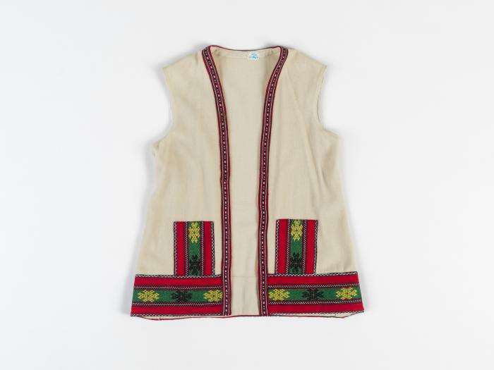 ΕΠΕΝΔΥΤΗΣ (ΣΑΓΙΑΣ) ΠΑΡΑΔΟΣΙΑΚΗΣ ΦΟΡΕΣΙΑΣ ΑΡΑΧΩΒΑΣ ΓΥΝΑΙΚΕΙΟΣ